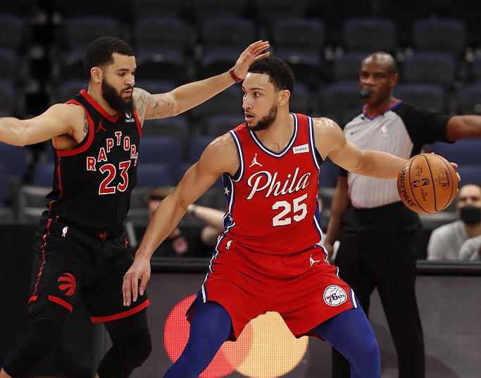  布伦森替补建功尼克斯战胜篮网冲击东部前列